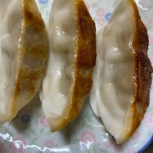 冷凍餃子のおいしい焼き方☆